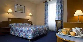 Logis Hotel Des Bourbons Montluçon 3*,  Frankreich